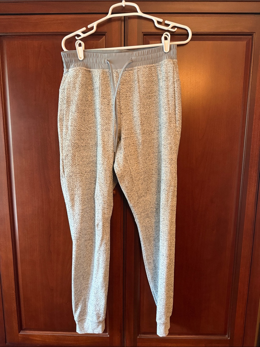 lululemon athletica Heather Gray Men's Jogger Pants
